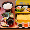 Washin Dashimakiya Konbi - メイン写真:黄色いこんび弁当