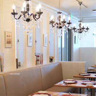 "An Open and Stylish Space ◎ Regular Events Held!"
