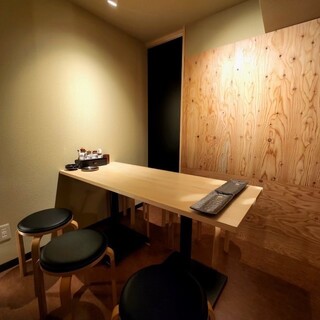 A Relaxing Space with Modern Japanese Style