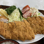 食堂よしかわ - 2023.2 特大チキンカツ定食(900円)