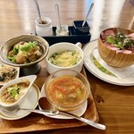 ノワ・ド・ココ - ローストビーフ丼と創作料理盛合せ