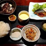 土佐料理 祢保希 - カツオたたき➕焼き魚定食