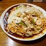 PaPaかみの - 餡は最初はトロミもガッツリで
輪郭のシッカリとした味わいなんだけれど
具材と混ぜ合わせたらトロミもほぼ無くなってきて
スッキリとした味わいに変化していく
僕的には最初の状態である
濃い味わいの餡が好み