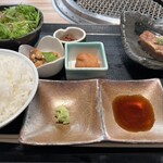Yanagibashi Yakiniku Waniku - 