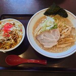 ラッキー食堂まとや - 料理写真: